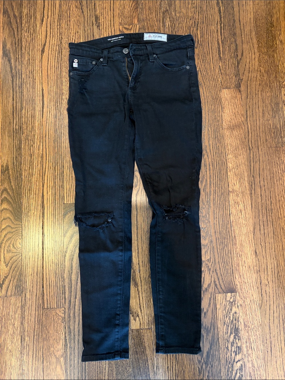 AG Adriano Goldschmied The Legging Ankle Black Distressed Jeans